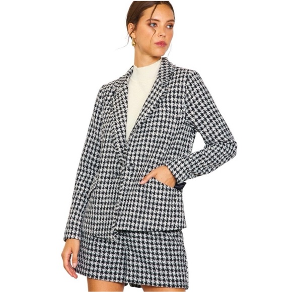Skies Are Blue Jackets & Blazers - Skies Are‎ Blue Fringed Houndstooth Blazer medium